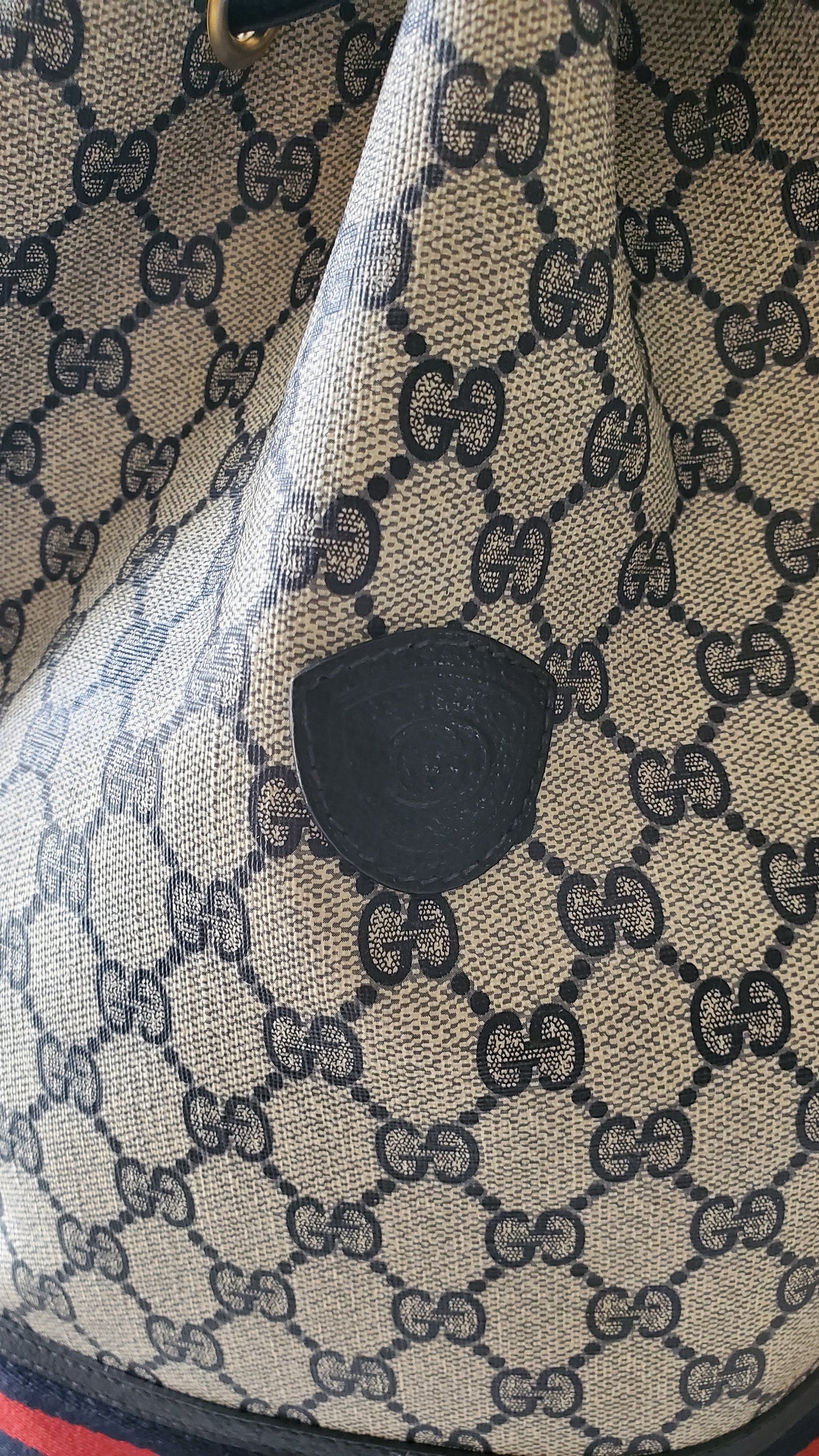 *Rare* Authentic Vintage Gucci Bucket Bag