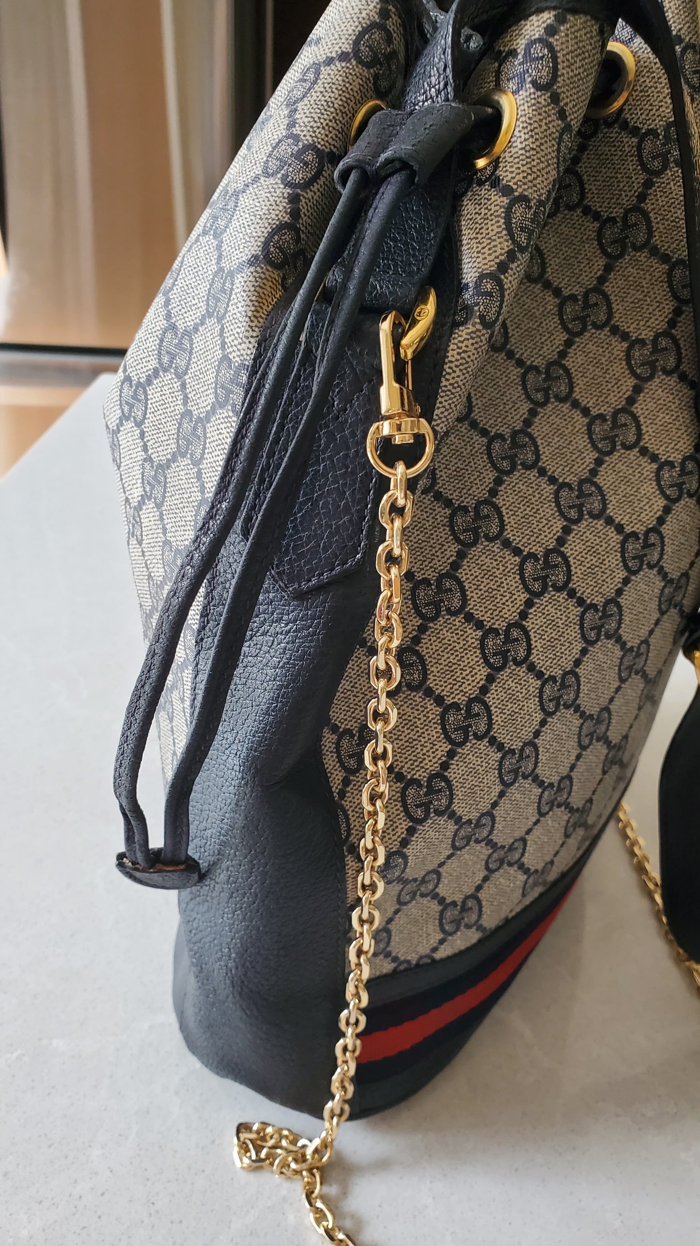 *Rare* Authentic Vintage Gucci Bucket Bag