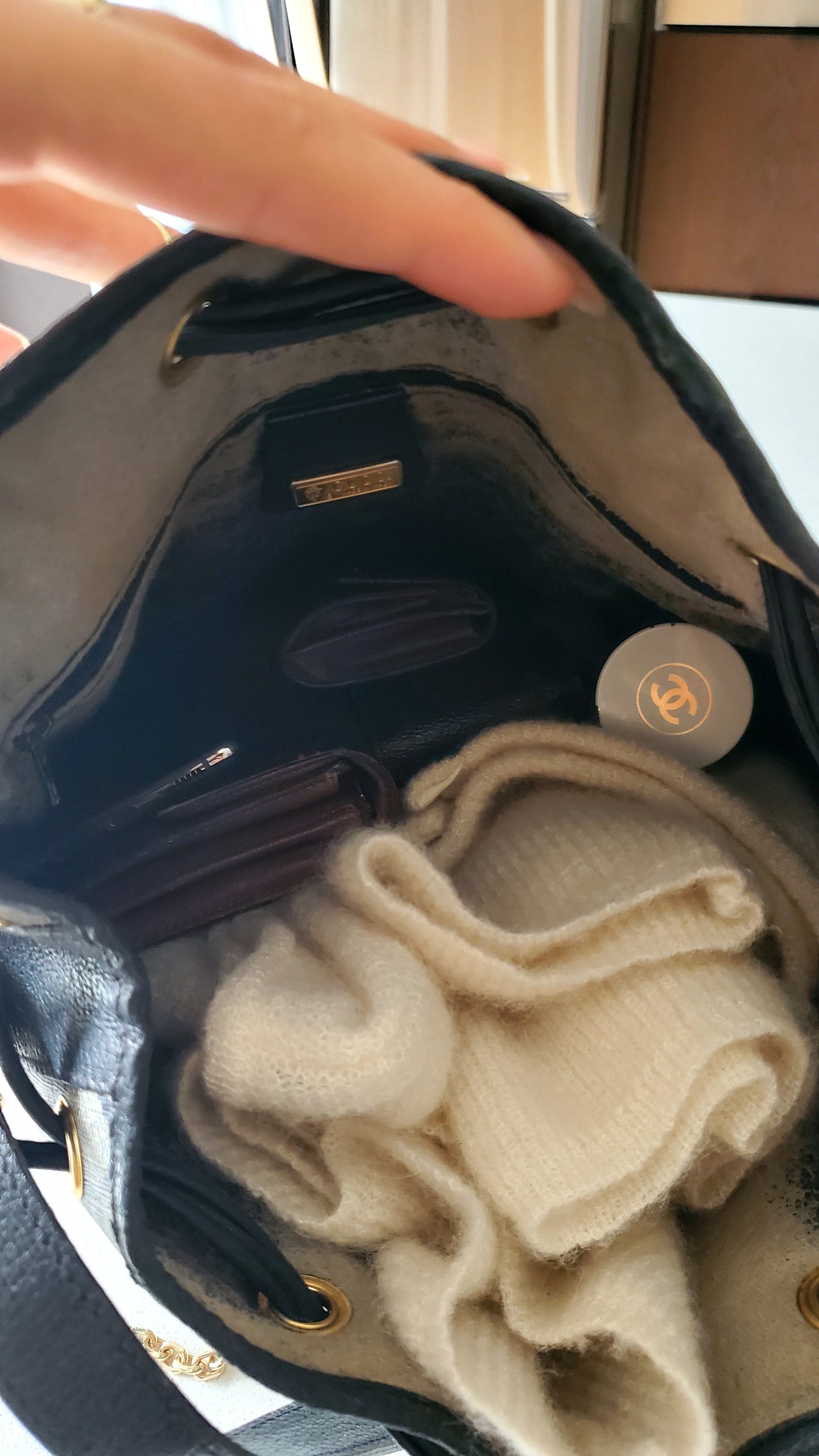 *Rare* Authentic Vintage Gucci Bucket Bag