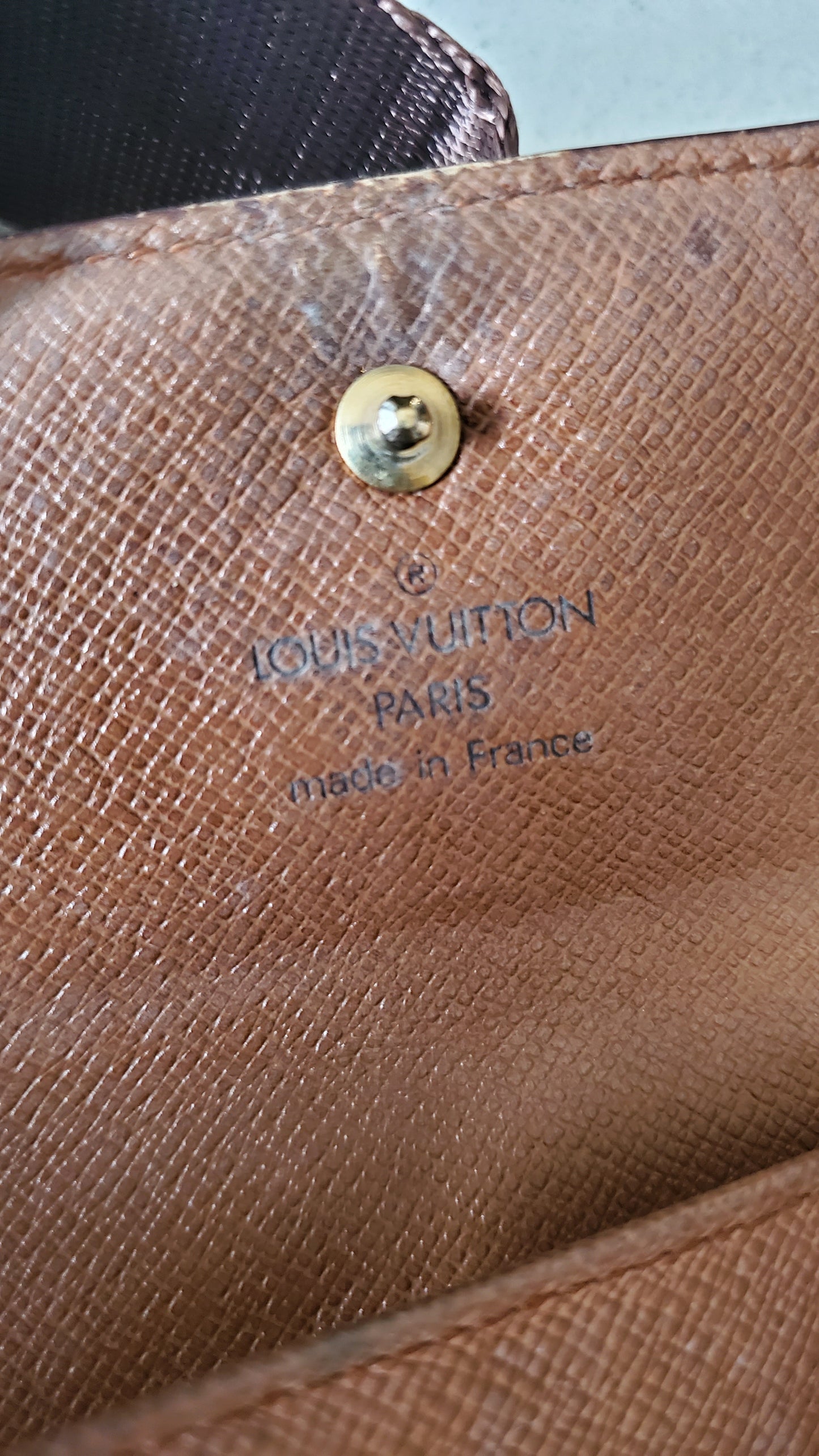 Authentic Vintage Louis Vuitton (TH1916) Upcycle Small Wallet on Chain & Strap