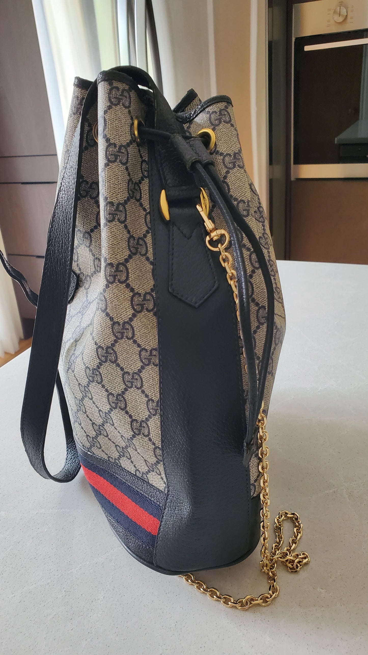 *Rare* Authentic Vintage Gucci Bucket Bag