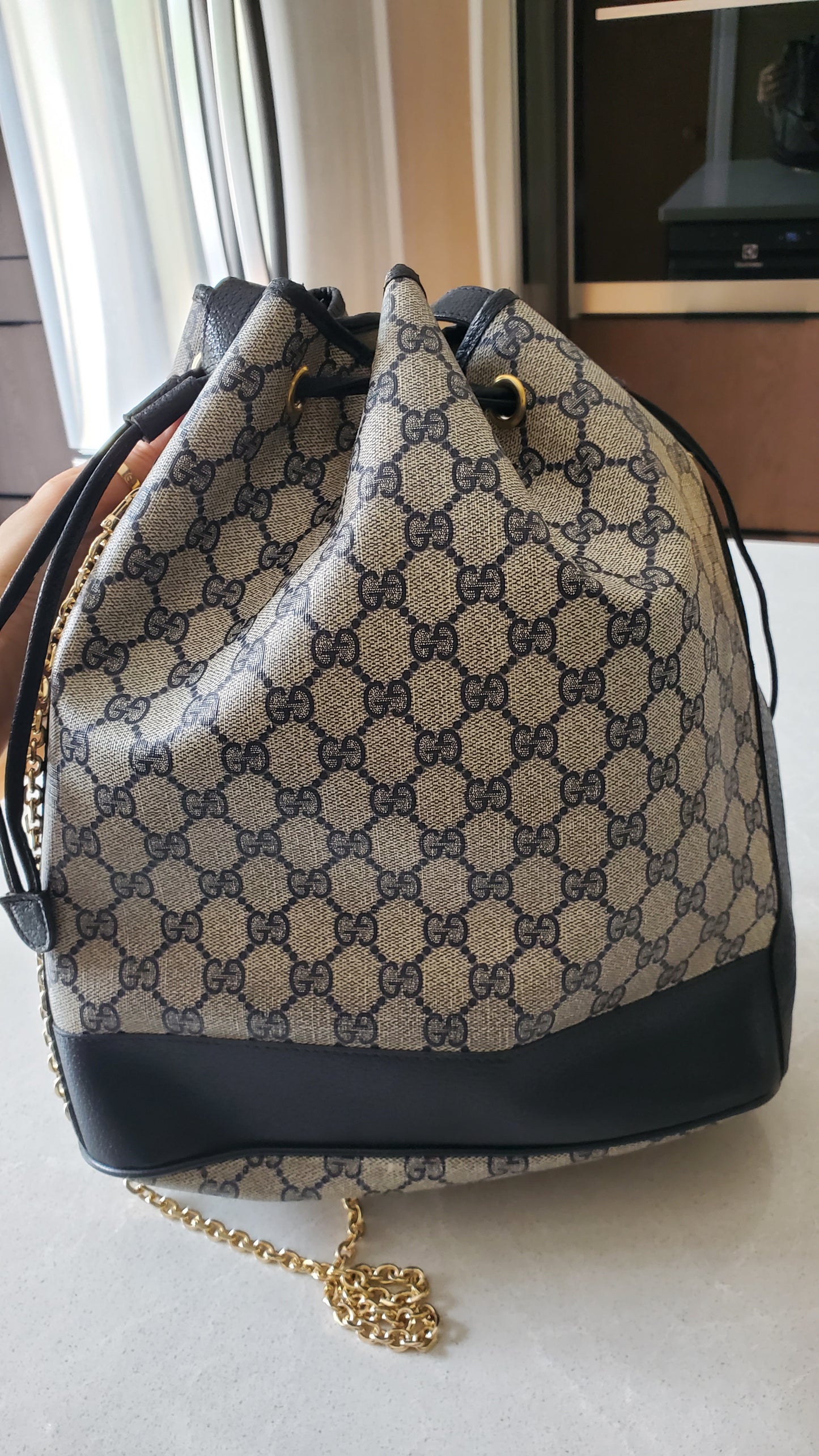 *Rare* Authentic Vintage Gucci Bucket Bag