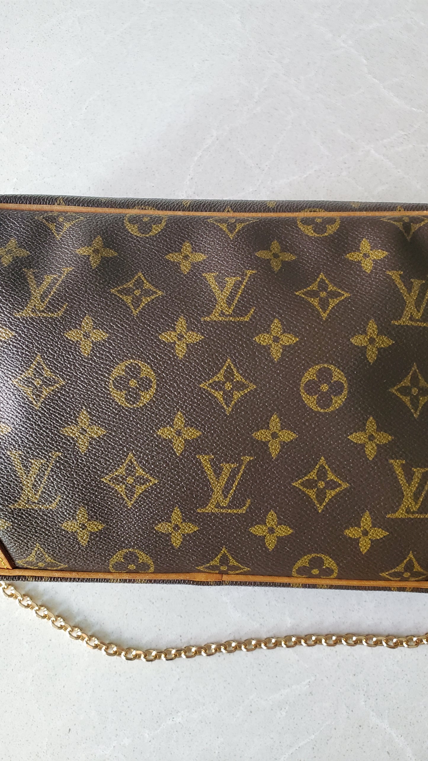 Authentic Vintage Louis Vuitton (871.SL) Upcycle Purse with Strap & Chain