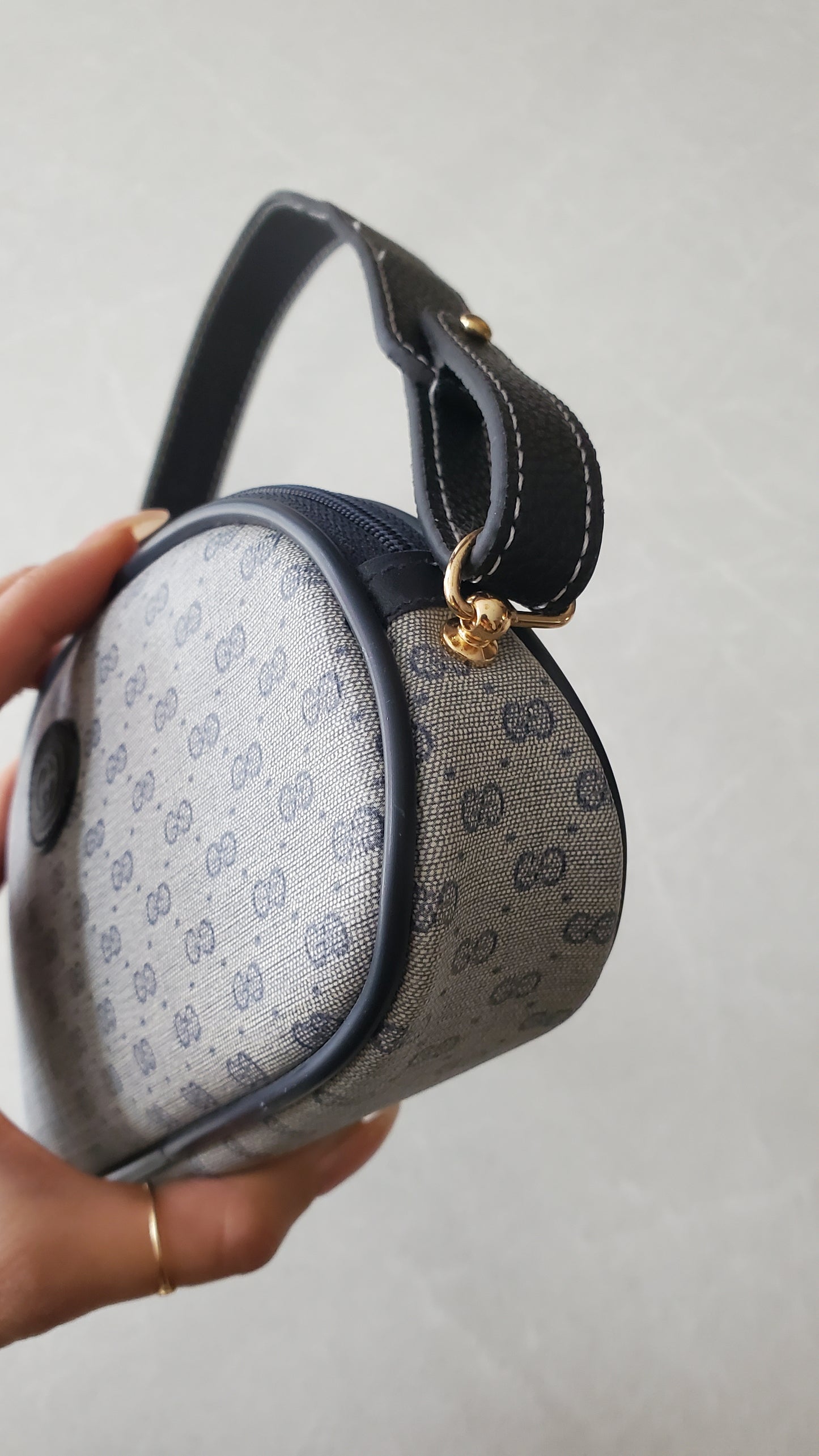 *Rare* Authentic Vintage Gucci Upcycle Shoulder Moon Purse with Strap