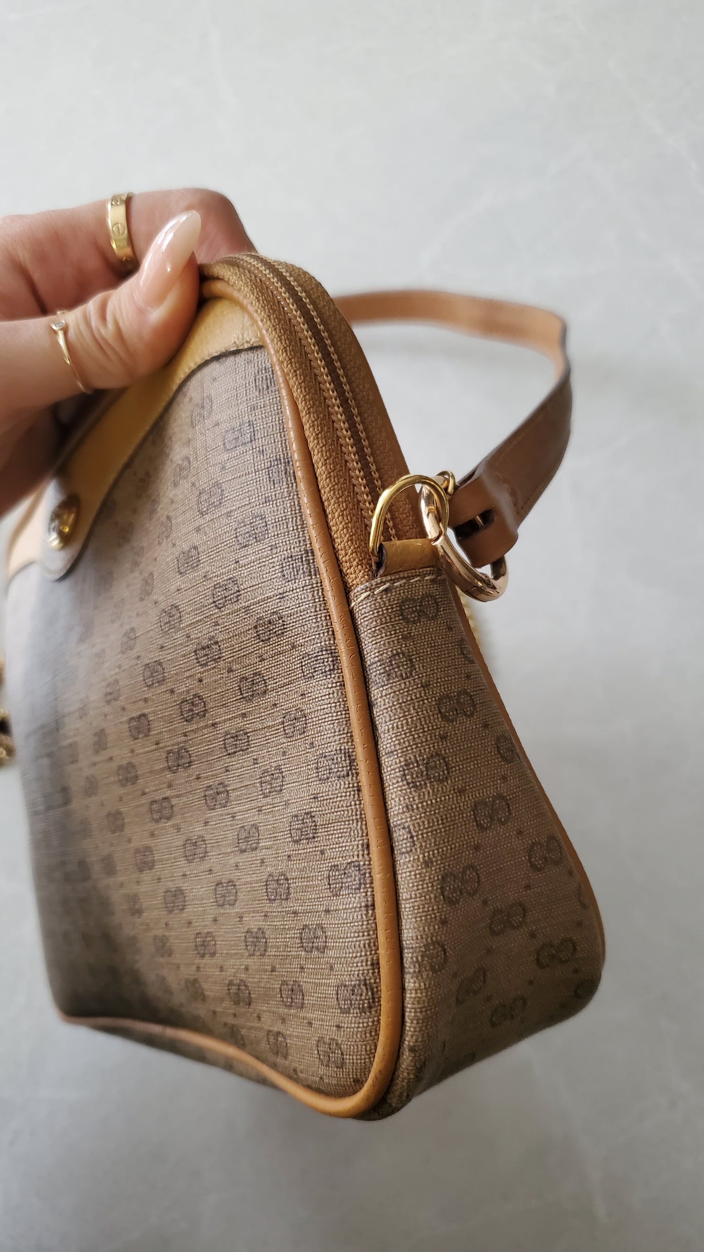 Authentic Vintage Gucci Upcycle Shoulder Purse on Chain/ Strap