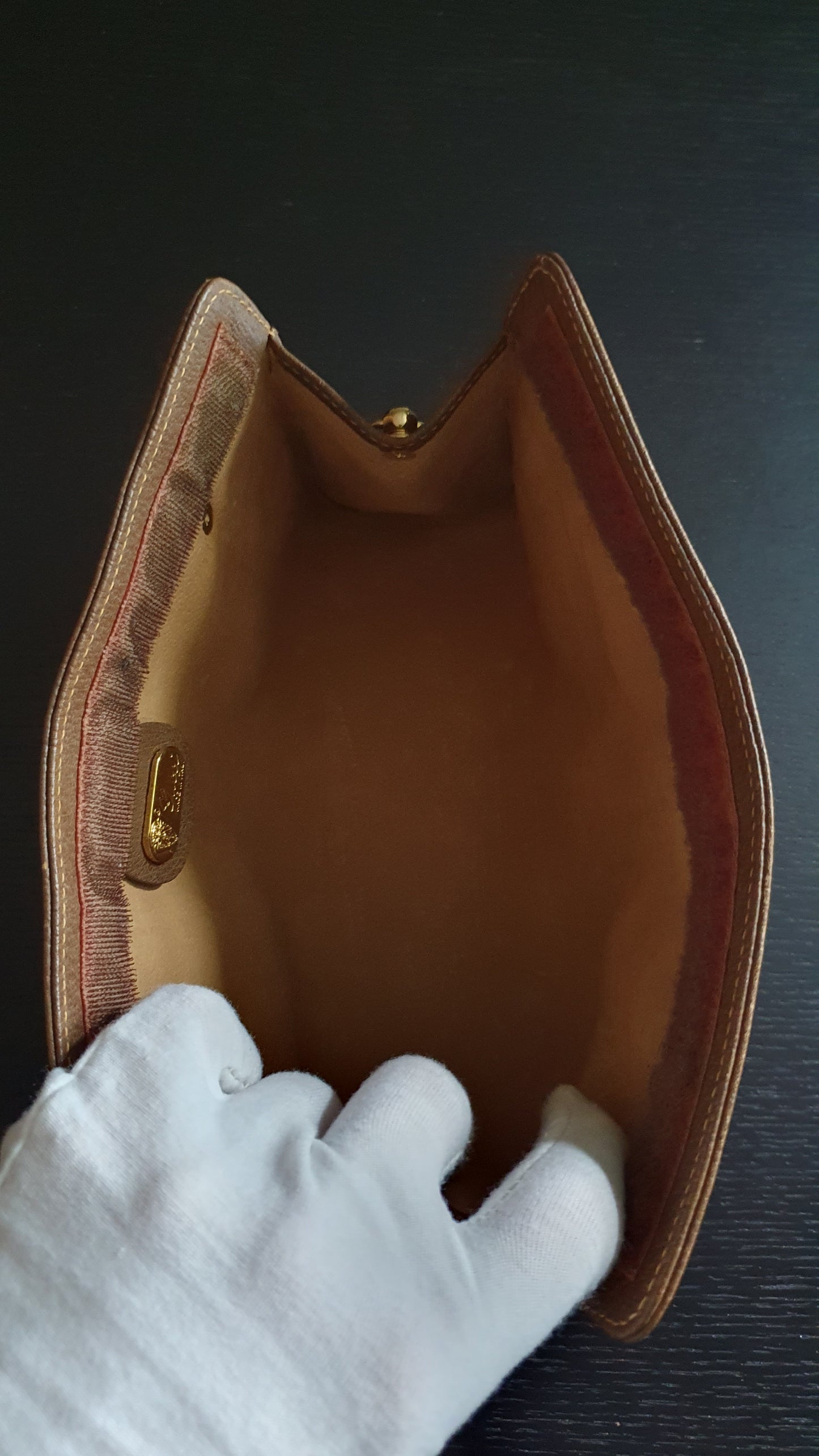 Authentic Vintage Gucci Upcycle Brown Purse with Chains (with velcro closing)