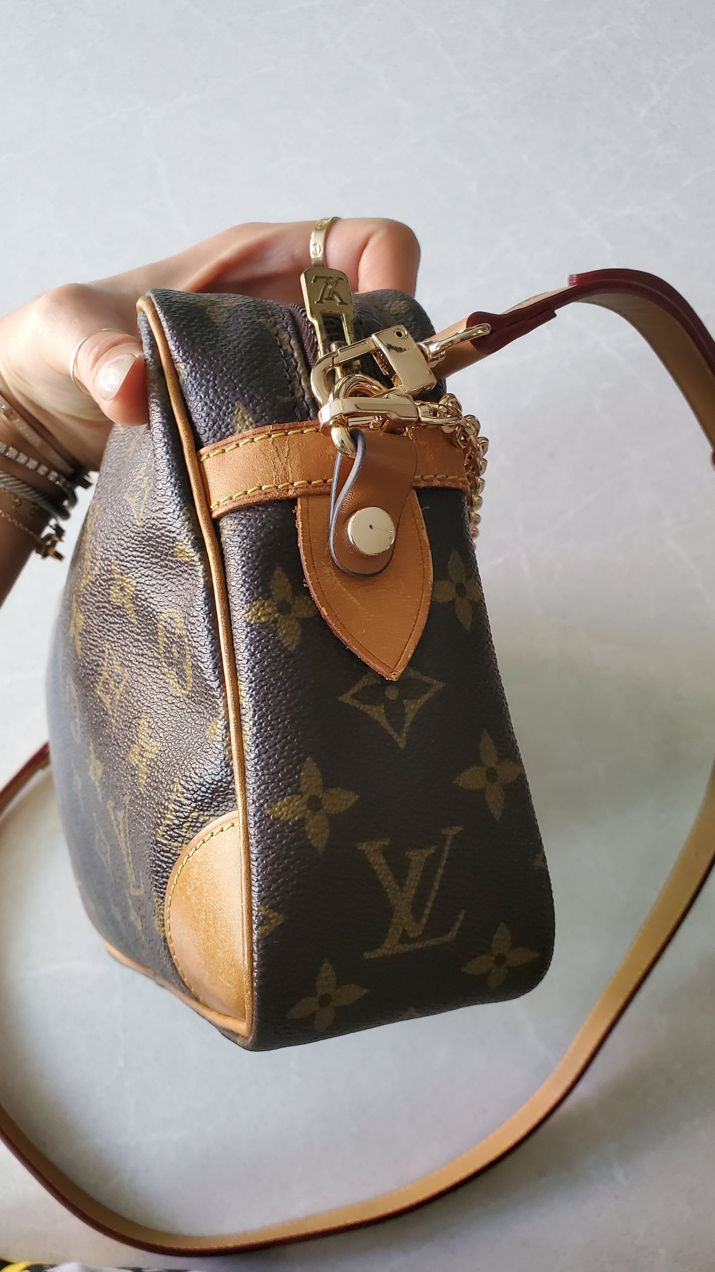 Authentic Vintage Louis Vuitton (871.SL) Upcycle Purse with Strap & Chain