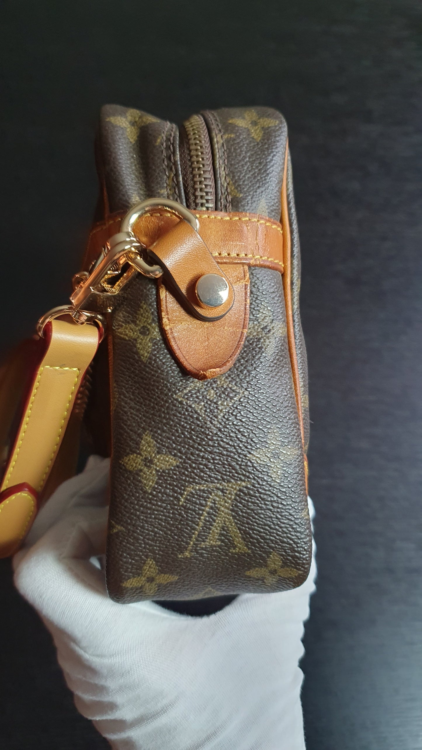 Authentic Vintage Louis Vuitton (863.SL) Upcycle Purse with Strap & Chain