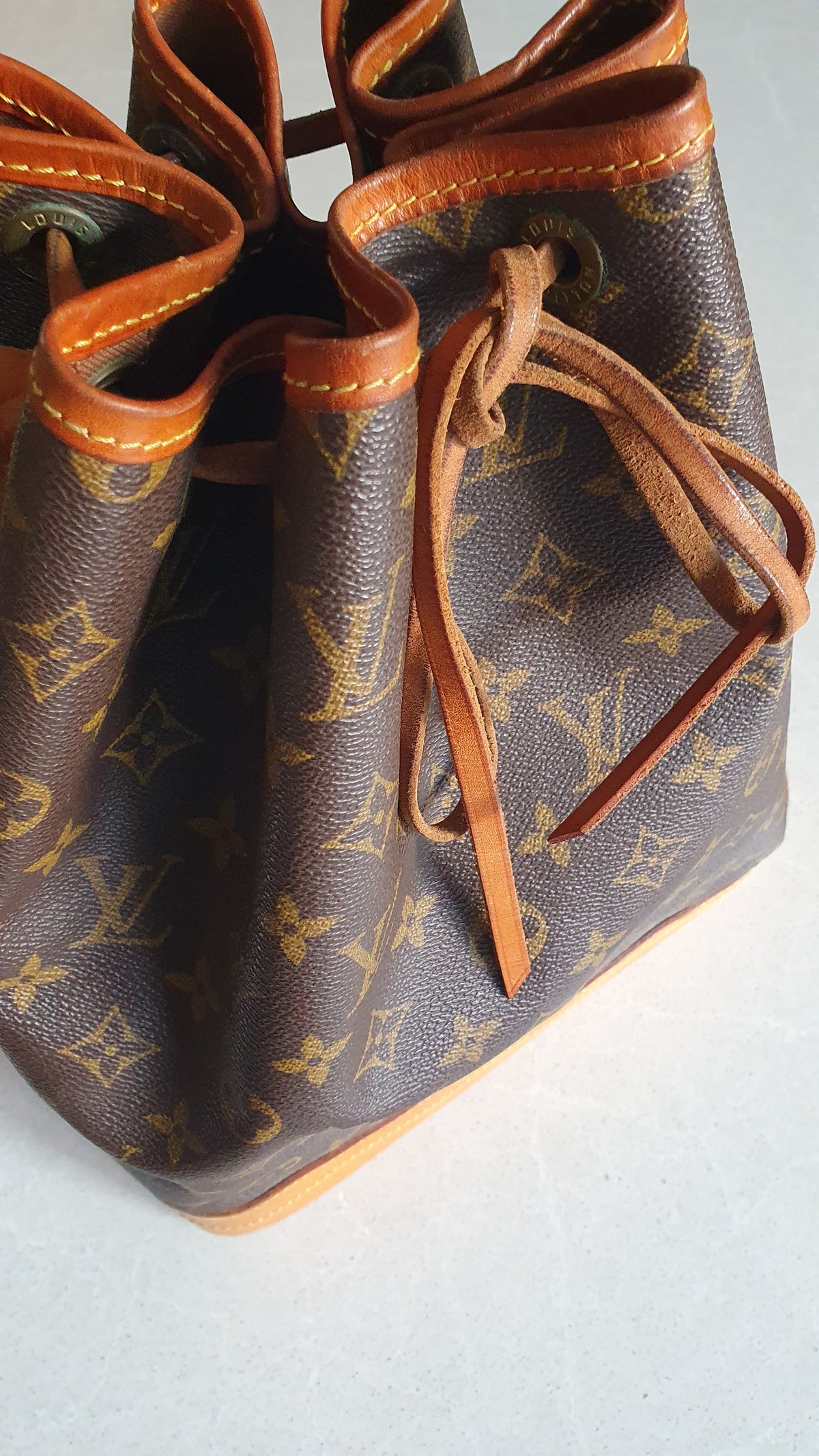Authentic vintage Louis Vuitton Brown Monogram Bucket Bag