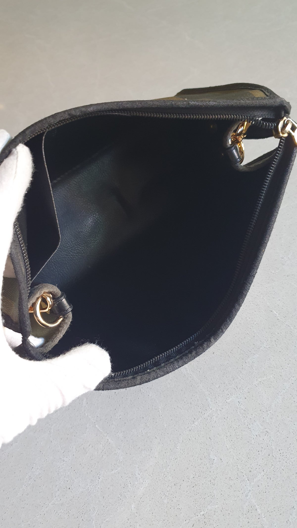 Authentic Vintage Fendi Medium Size Shoulder Purse with Strap
