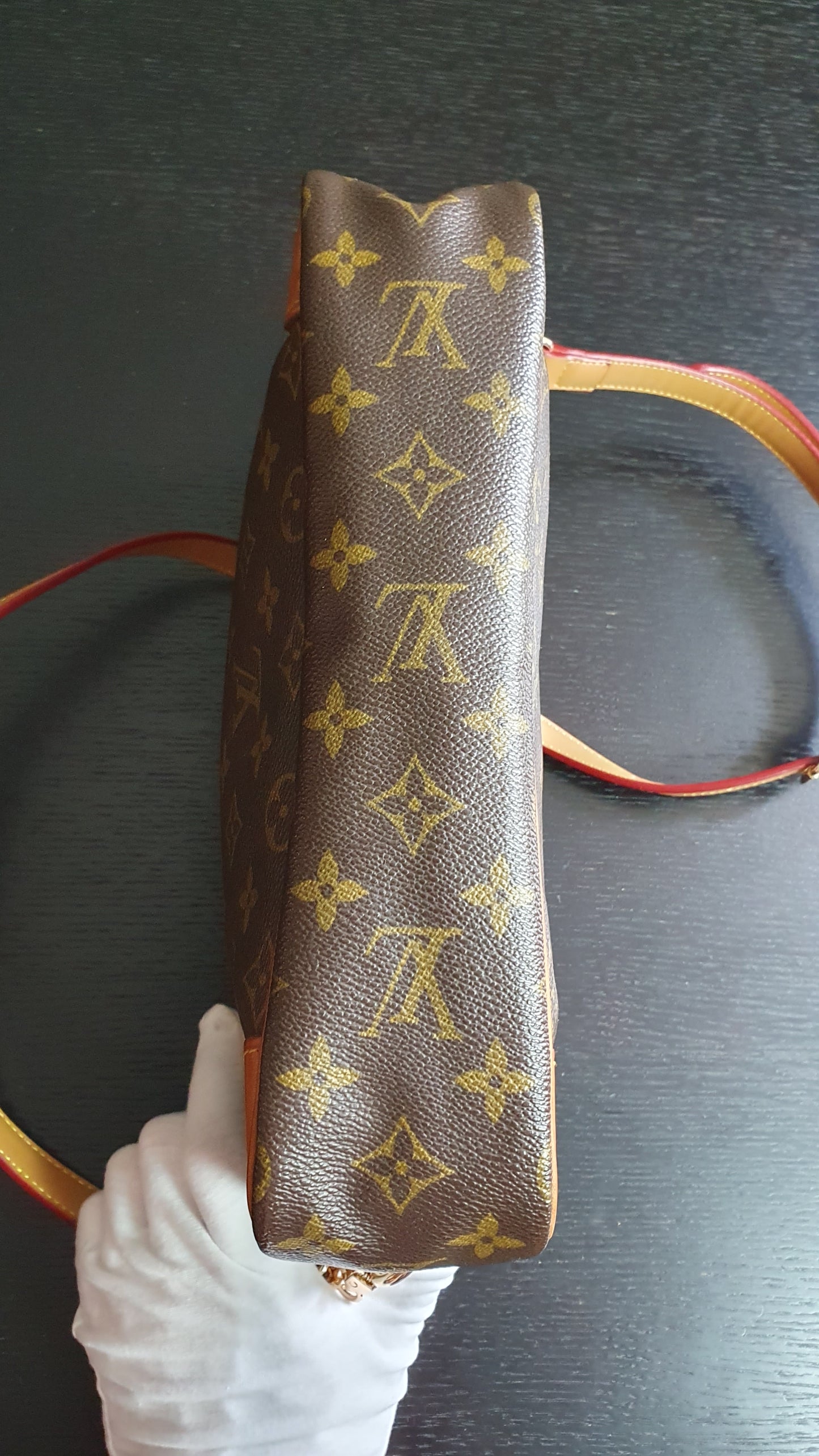 Authentic Vintage Louis Vuitton (8901.SL) Upcycle Purse with Strap & Chain