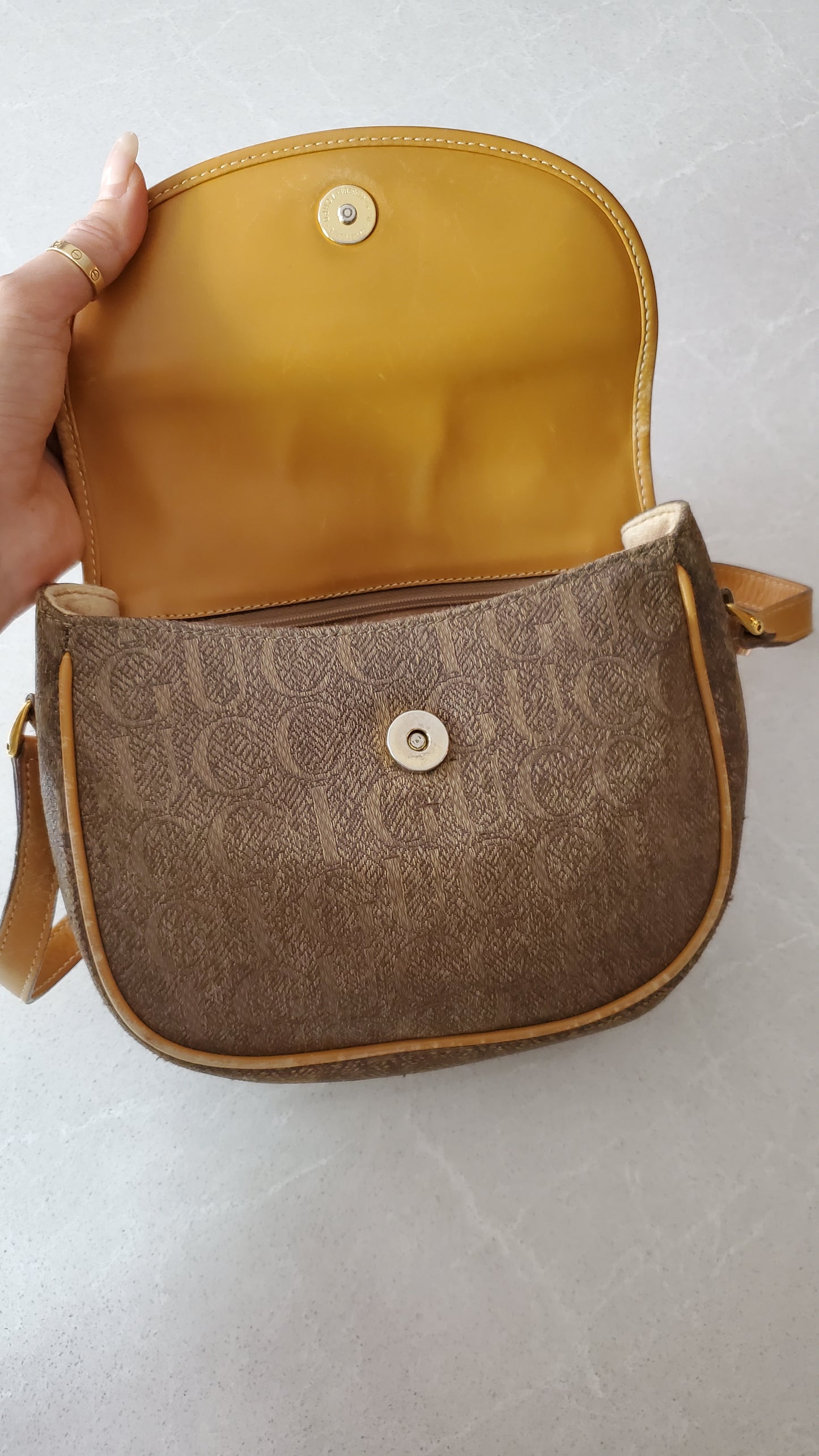 Authentic Vintage Gucci Shoulder Purse