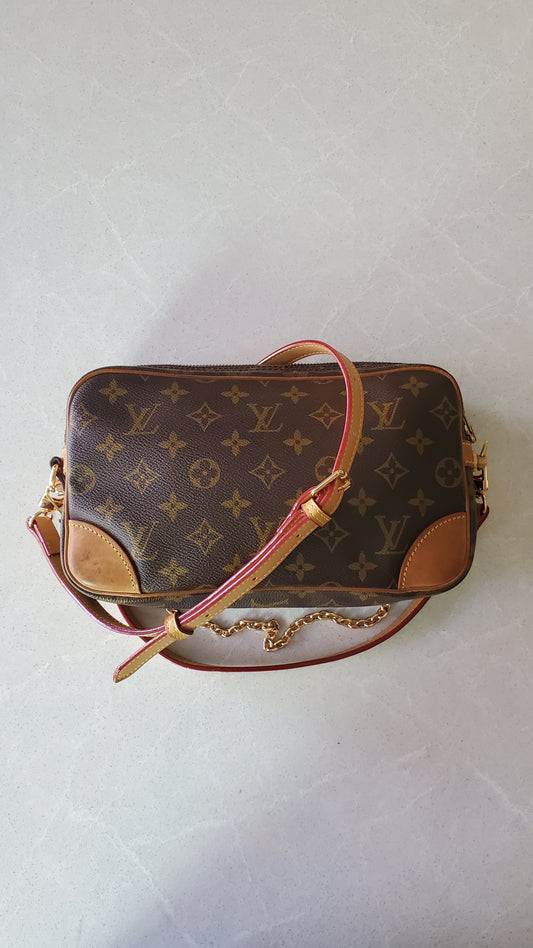 Authentic Vintage Louis Vuitton (TH0911) Upcycle Purse with Strap & Chain