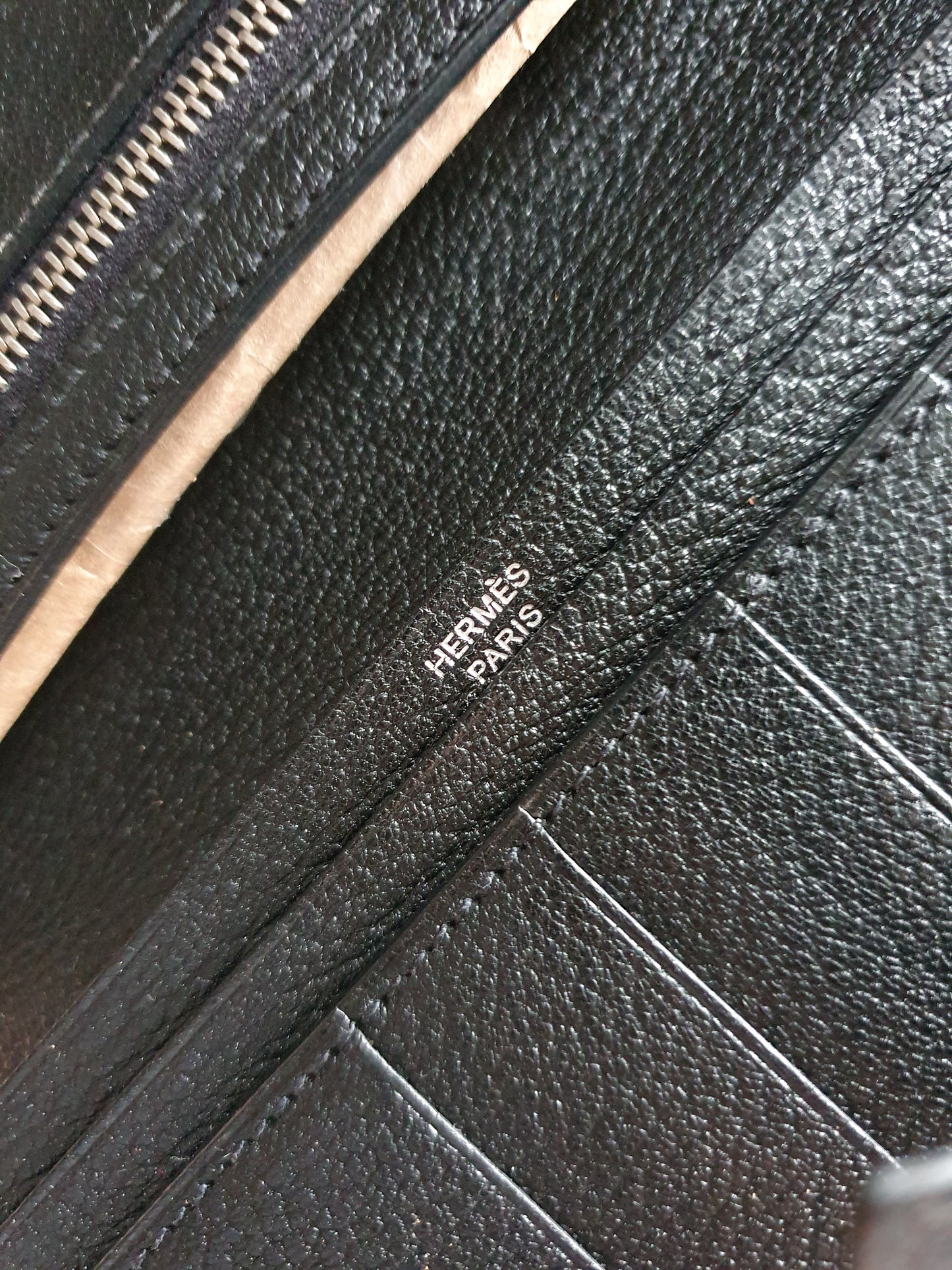 *New Drop* Authentic Hermès Bearn Black Veau Epsom Wallet