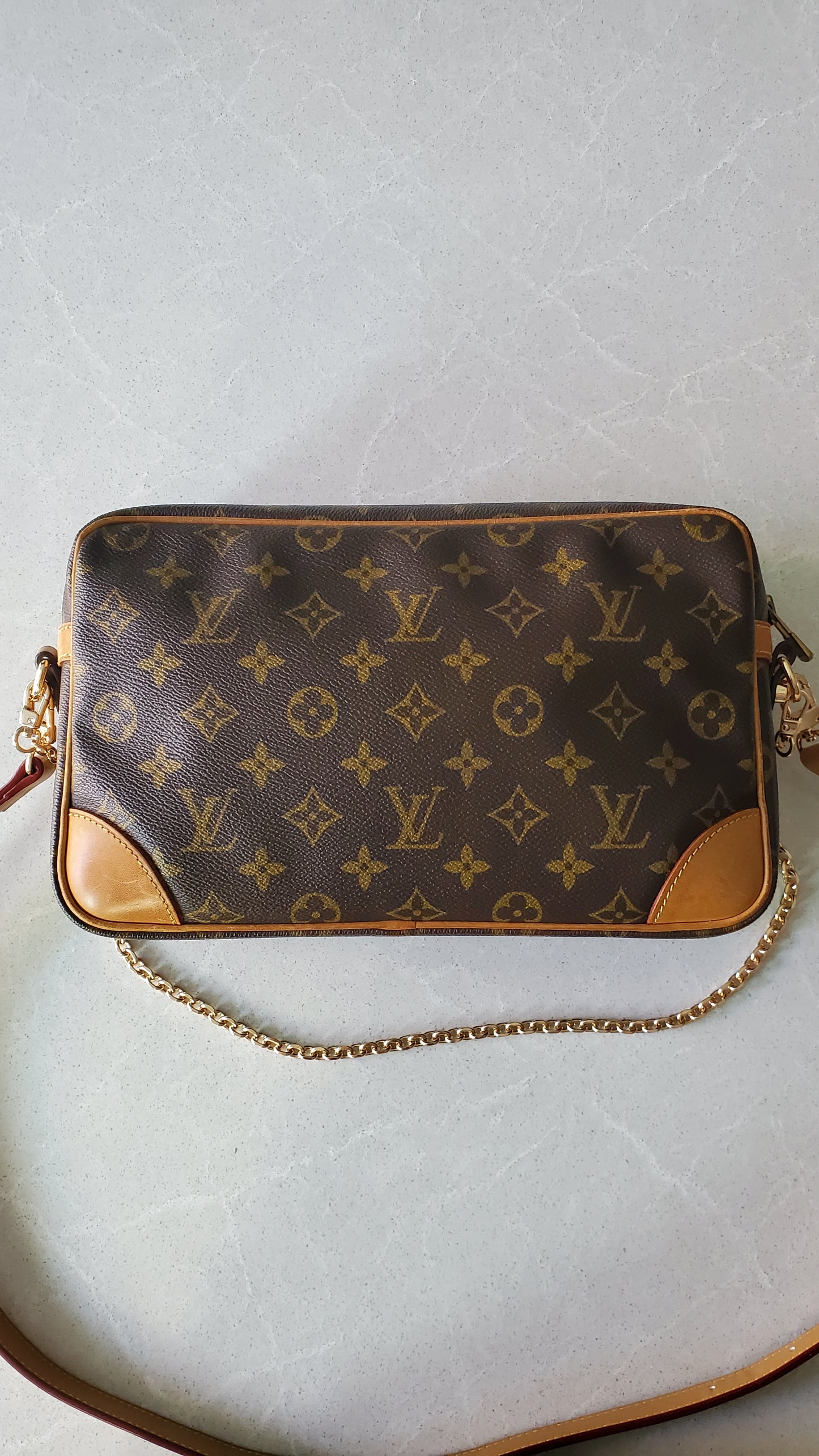 Authentic Vintage Louis Vuitton (871.SL) Upcycle Purse with Strap & Chain
