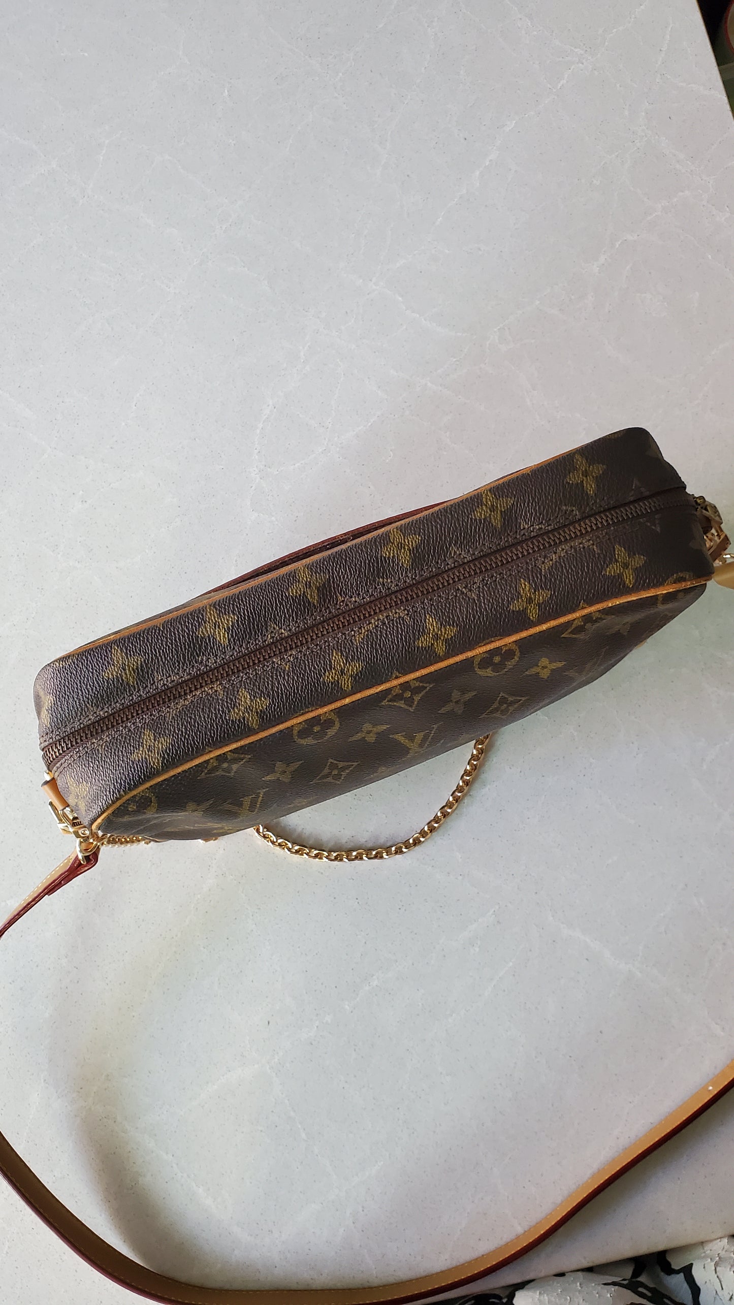 Authentic Vintage Louis Vuitton (871.SL) Upcycle Purse with Strap & Chain