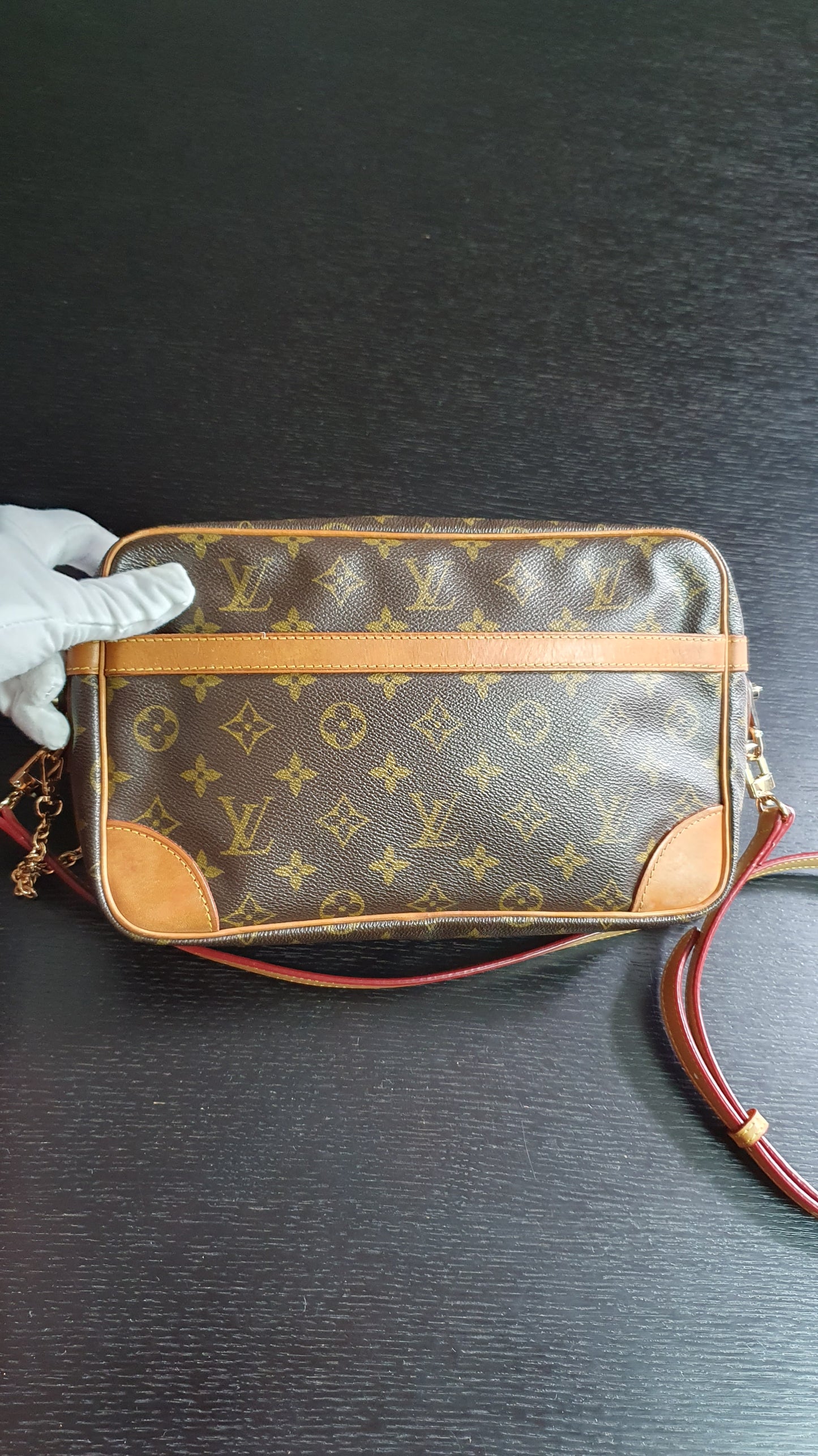 Authentic Vintage Louis Vuitton (8901.SL) Upcycle Purse with Strap & Chain