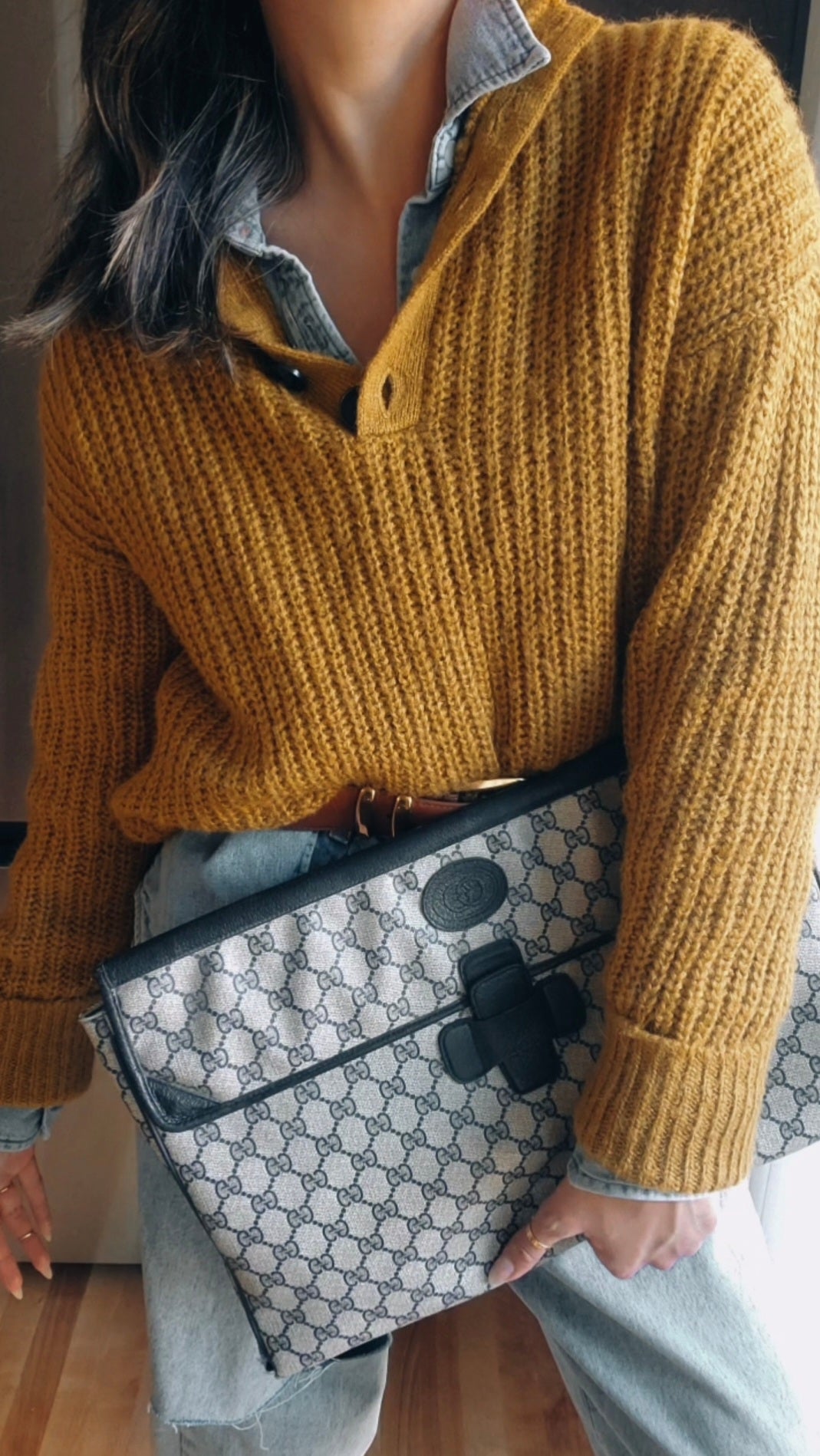 *Free with $1600+ Purchase Order* Authentic Vintage Gucci Clutch Bag