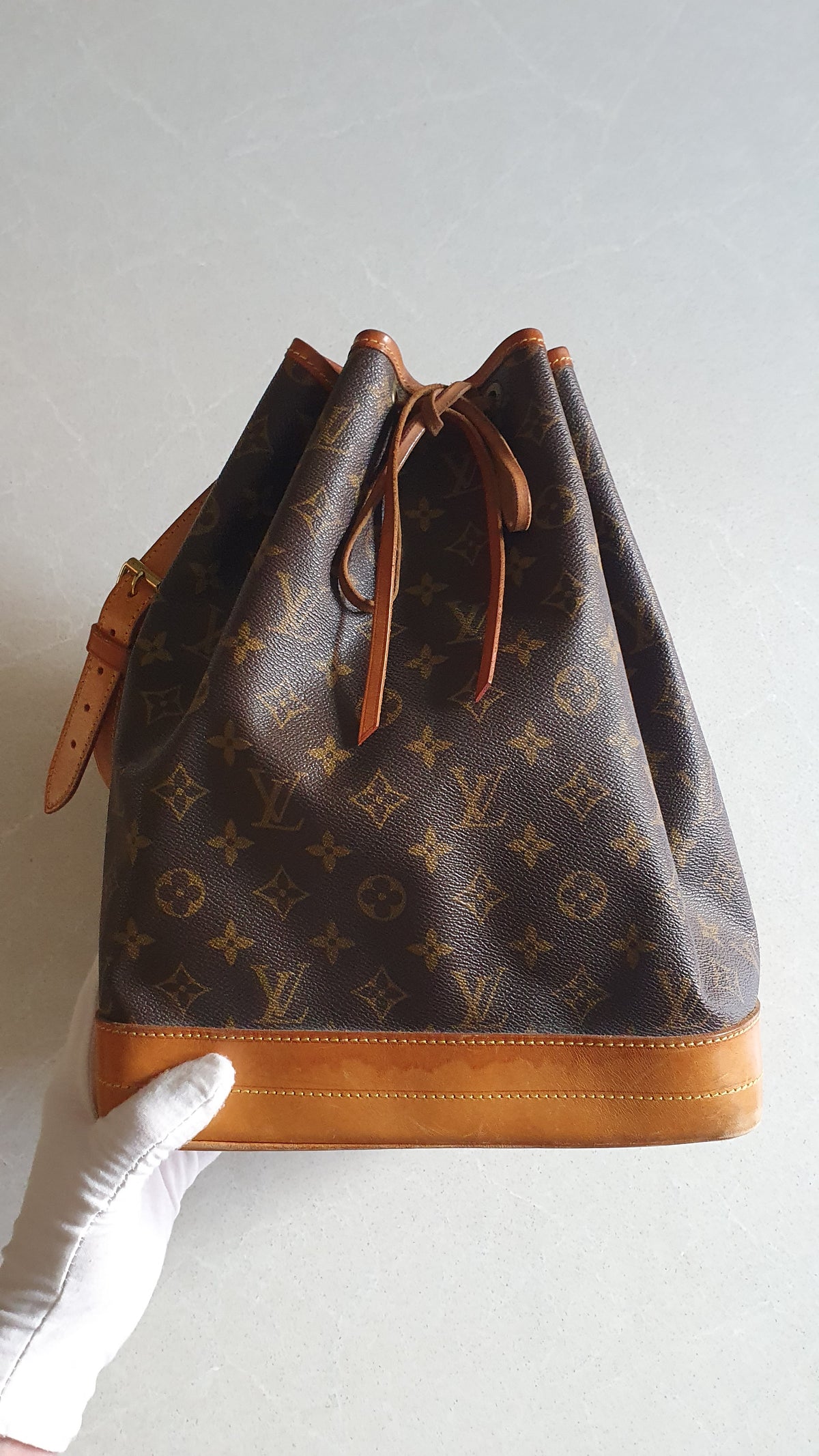 Authentic vintage Louis Vuitton Brown Monogram Bucket Bag