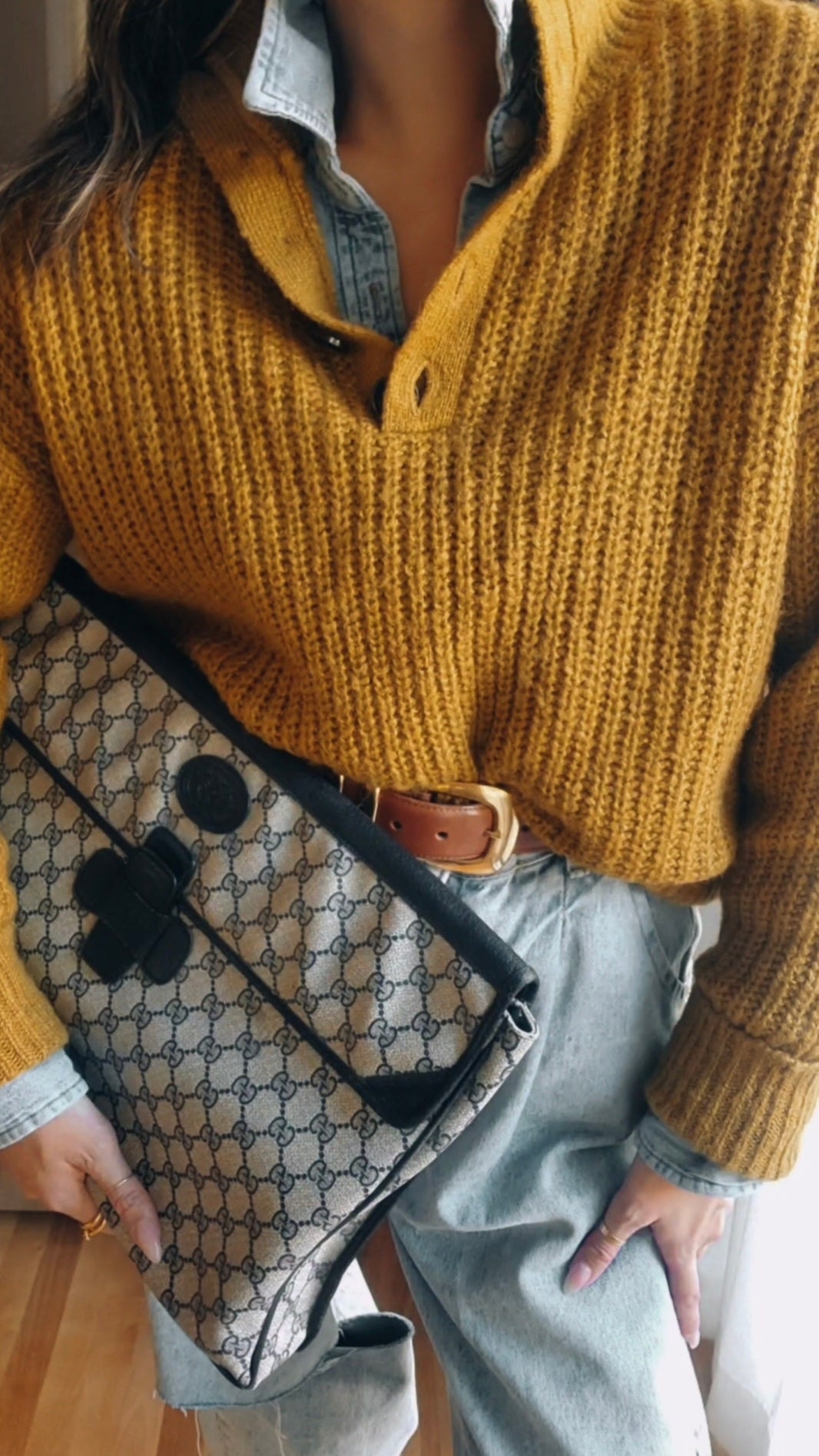 *Free with $1600+ Purchase Order* Authentic Vintage Gucci Clutch Bag